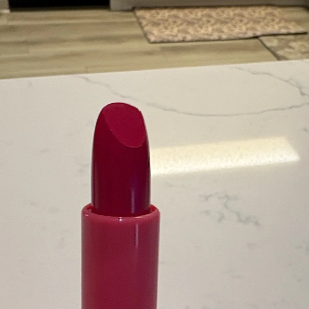 Colour Bold Pink Lipstick - Picture 3 of 4
